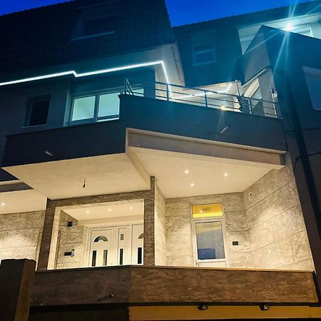 Magic M Apartment Mali Mokri Lug Exterior photo